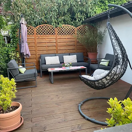 Kleines Mit Begehbarer Dusche Im Schlafzimmer Apartman *